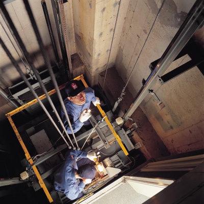 دورة صيانة المصاعد الكهربائية